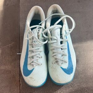 Nike Athletic Shoes Futsal